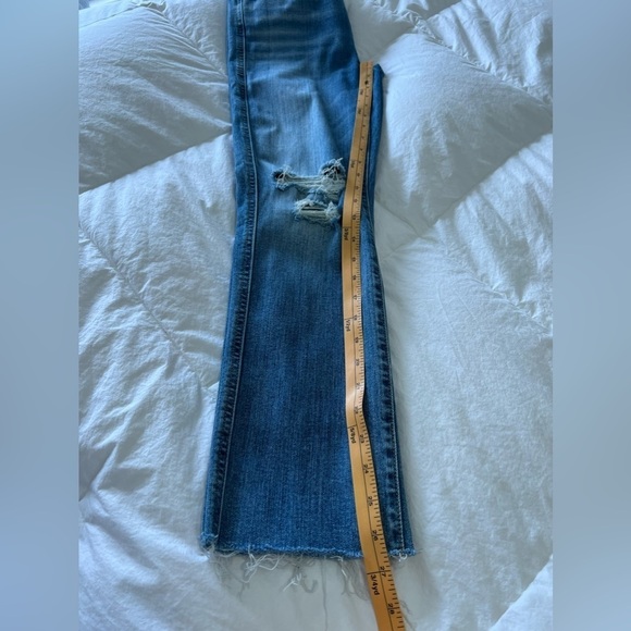 7 For All Mankind Women's Edie Jeans Straight Leg Distressed Raw Hem SZ 27. - Picture 6 of 8